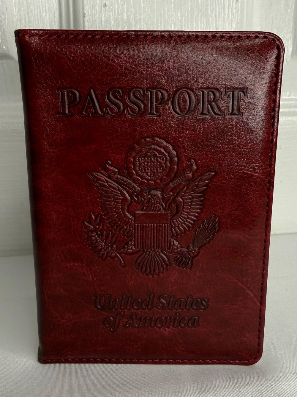 PASSPORT USA PASSPORT FOLDING ID HOLDER/CASE/COVER